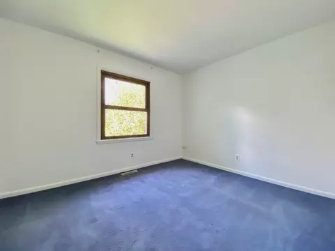 1501 Fairfield Dr, Springfield, IL 62702 photo 12