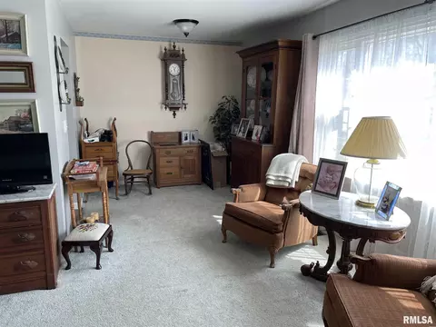 2309 Makemie Ave, Springfield, IL 62702 photo 8