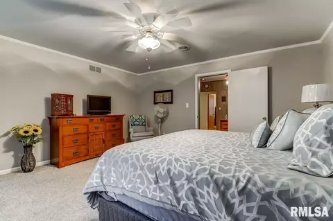 2116 Marland St, Springfield, IL 62702 photo 15