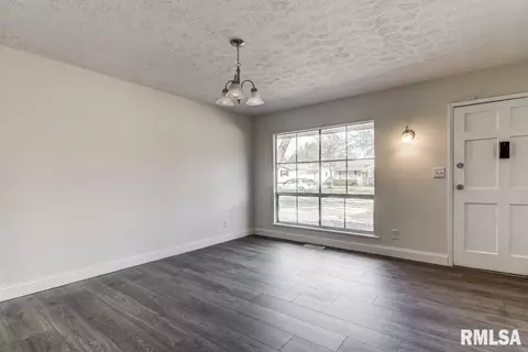 2800 Cardigan Dr, Springfield, IL 62702 photo 7