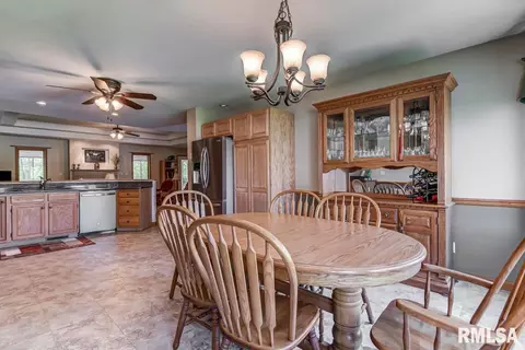 6704 Phlox Dr, Springfield, IL 62712 photo 14