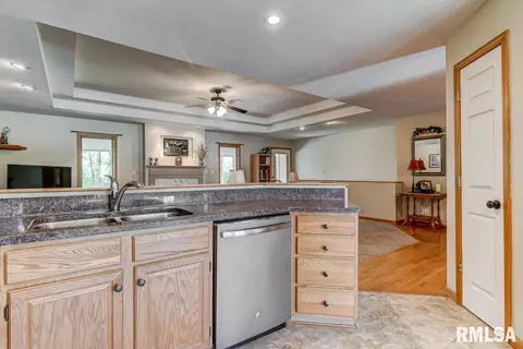 6704 Phlox Dr, Springfield, IL 62712 photo 13