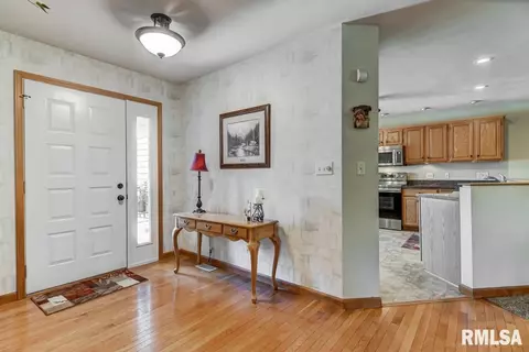 6704 Phlox Dr, Springfield, IL 62712 photo 7