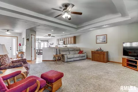 6704 Phlox Dr, Springfield, IL 62712 photo 10