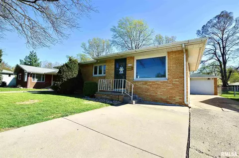 2324 E Sangamon Ave, Springfield, IL 62702 photo 1