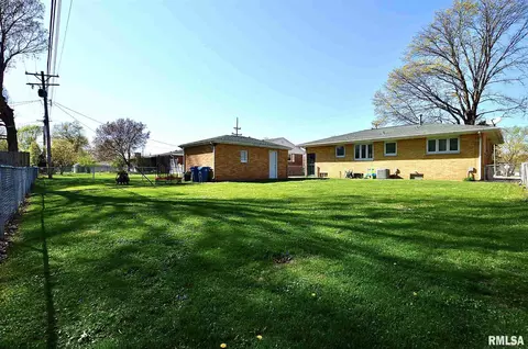 2324 E Sangamon Ave, Springfield, IL 62702 photo 26