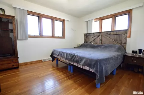 2324 E Sangamon Ave, Springfield, IL 62702 photo 15