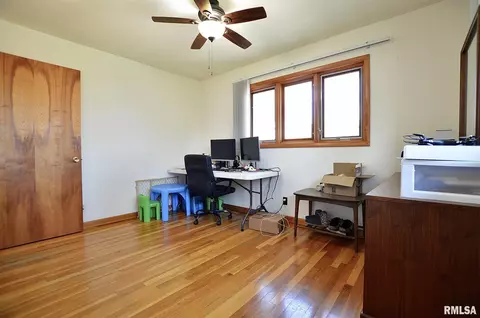 2324 E Sangamon Ave, Springfield, IL 62702 photo 13