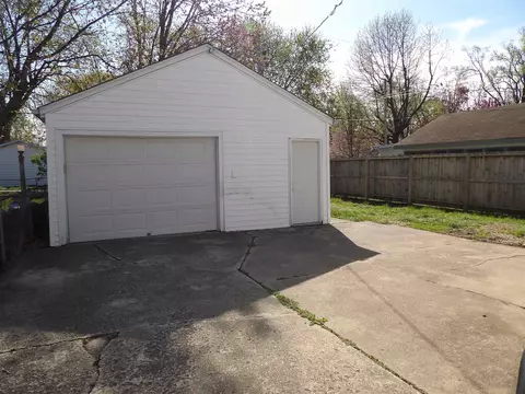 1928 N 19th St, Springfield, IL 62702 photo 4