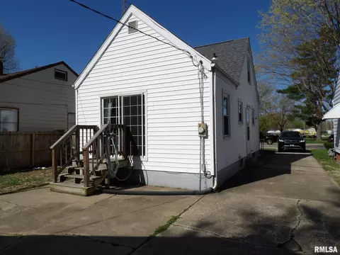 1928 N 19th St, Springfield, IL 62702 photo 3
