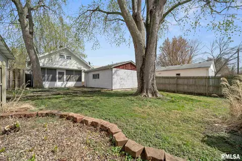 2033 N 7th St, Springfield, IL 62702 photo 5