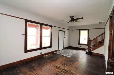 1207 N Hill St, Springfield, IL 62702 photo 4