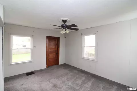 1207 N Hill St, Springfield, IL 62702 photo 12