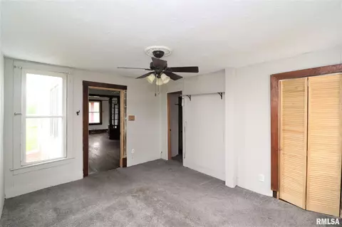1207 N Hill St, Springfield, IL 62702 photo 13