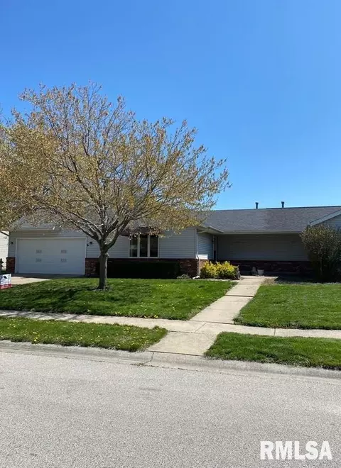 2610 Chase Dr, Springfield, IL 62704 photo 1