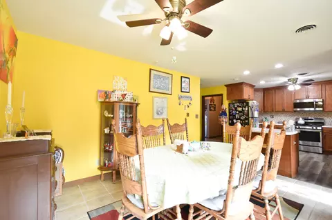 2725 Arrowhead Dr, Springfield, IL 62702 photo 7