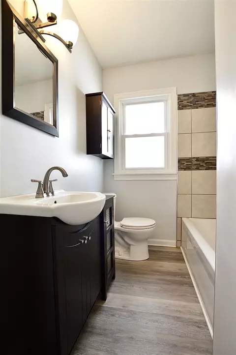 2053 N 8th St, Springfield, IL 62702 photo 18