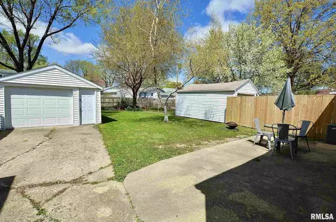 2053 N 8th St, Springfield, IL 62702 photo 25