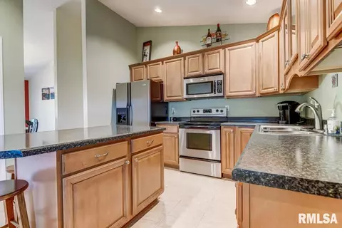 3325 Blueberry Ln, Springfield, IL 62704 photo 16