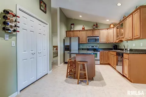 3325 Blueberry Ln, Springfield, IL 62704 photo 15
