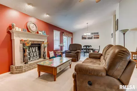 3325 Blueberry Ln, Springfield, IL 62704 photo 7