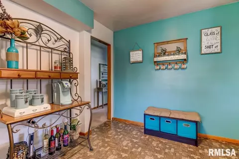 1906 Pickett St, Springfield, IL 62703 photo 17