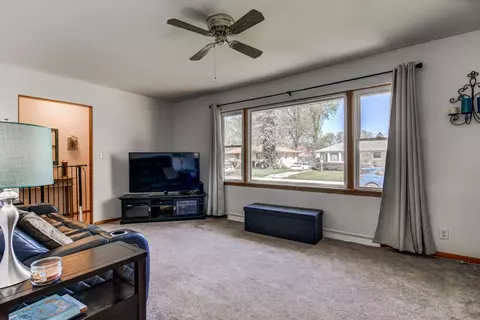 1906 Pickett St, Springfield, IL 62703 photo 8