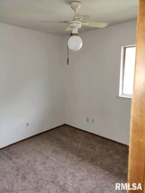 2230 Ramsey Ave, Springfield, IL 62702 photo 10