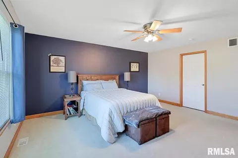 2621 Varsity Ct, Springfield, IL 62712 photo 9