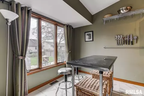 5300 Bunting Rd, Springfield, IL 62711 photo 11