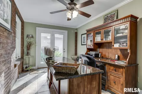 2112 S Wiggins Ave, Springfield, IL 62704 photo 15