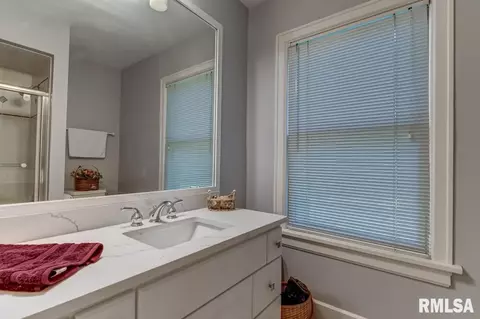 2112 S Wiggins Ave, Springfield, IL 62704 photo 25