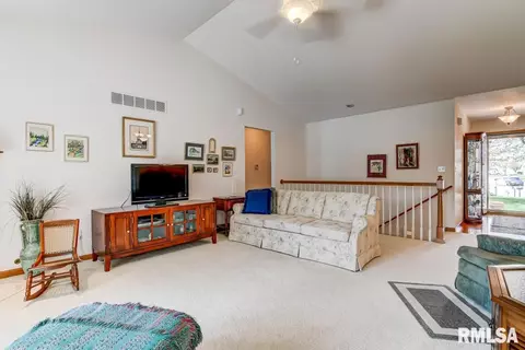 3902 Marryat Dr, Springfield, IL 62711 photo 4