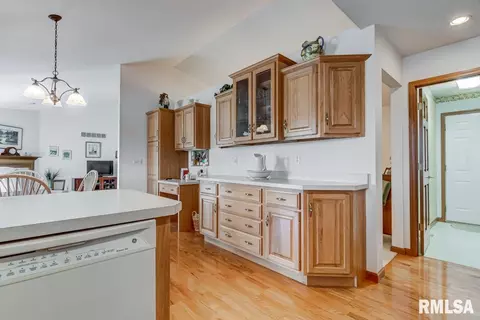 3902 Marryat Dr, Springfield, IL 62711 photo 9