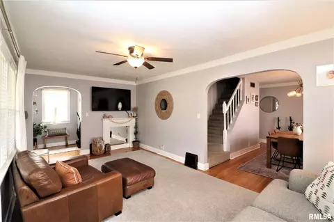 2125 S State St, Springfield, IL 62704 photo 3