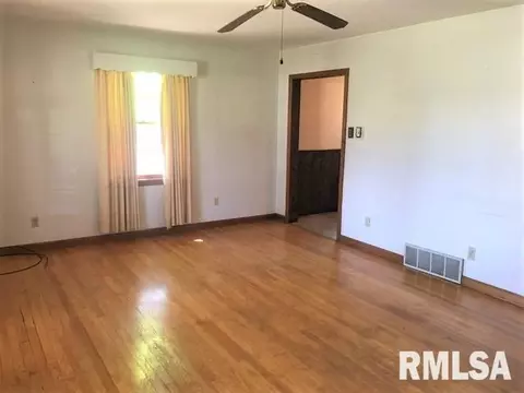 2001 N 16th St, Springfield, IL 62702 photo 8