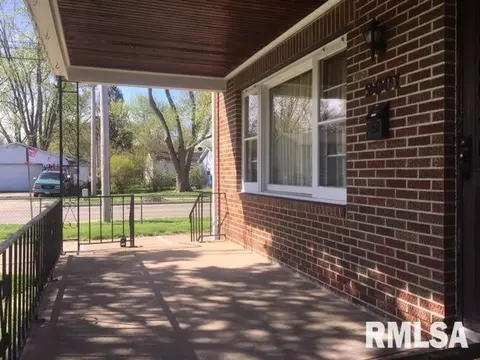2001 N 16th St, Springfield, IL 62702 photo 4