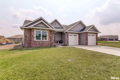 4704 Pearson St, Springfield, IL 62711 photo 3
