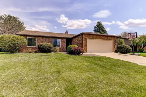 232 Golf Rd, Springfield, IL 62704 photo 2