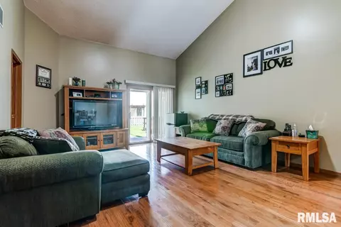 3305 Ashley Ln, Springfield, IL 62711 photo 5