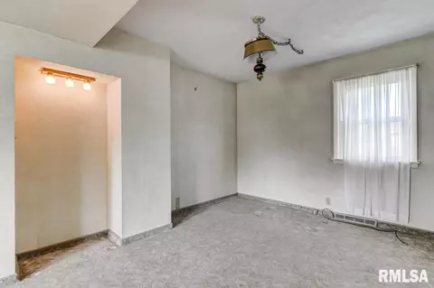 2117 Kaskaskia Dr, Springfield, IL 62704 photo 12