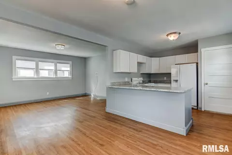 2405 S 4th St, Springfield, IL 62703 photo 15