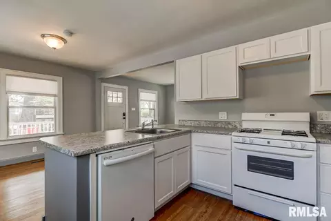 2405 S 4th St, Springfield, IL 62703 photo 13