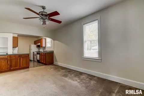 1701 W Reed Ave, Springfield, IL 62704 photo 6