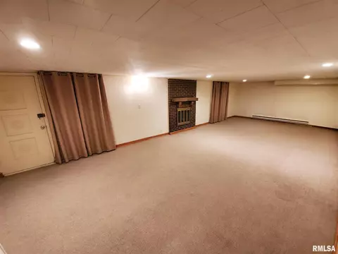 868 Roanoke Dr, Springfield, IL 62702 photo 18