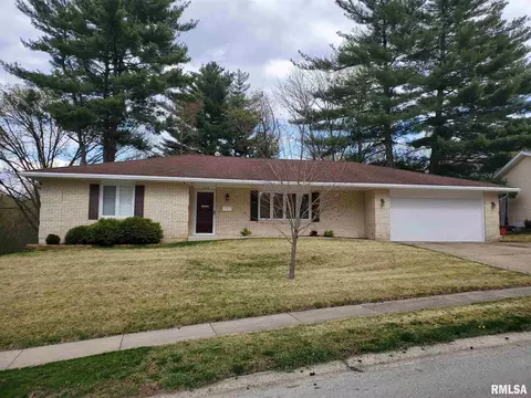868 Roanoke Dr, Springfield, IL 62702 photo 1