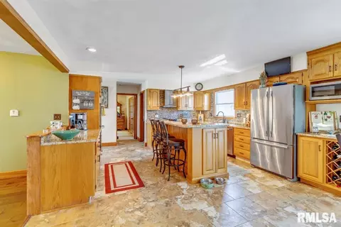 3121 Red Bud Ln, Springfield, IL 62712 photo 25