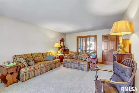 3121 Red Bud Ln, Springfield, IL 62712 photo 22