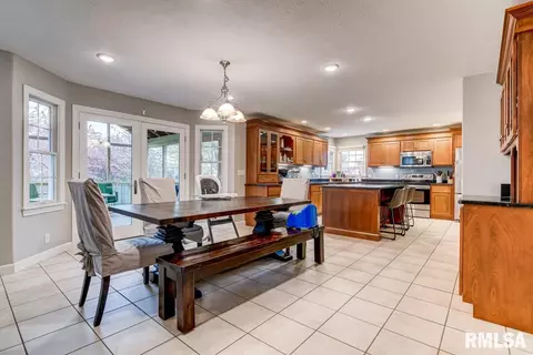 2004 Grist Mill Dr, Springfield, IL 62711 photo 14