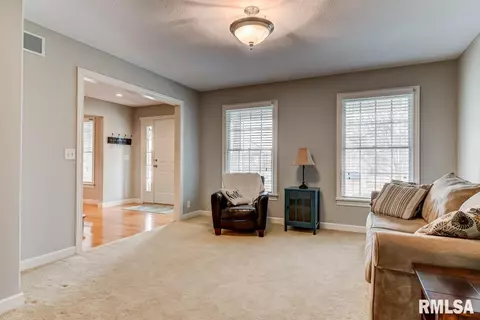 2004 Grist Mill Dr, Springfield, IL 62711 photo 7